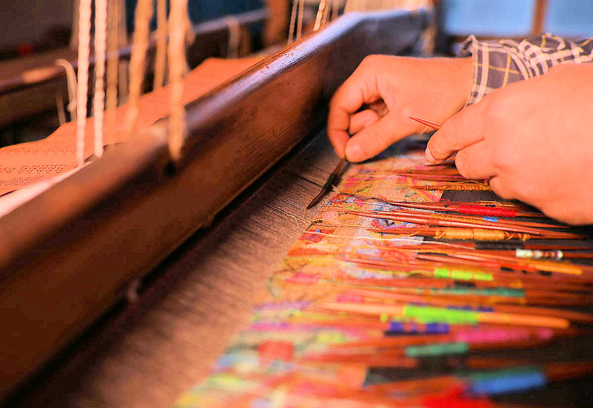 カニ織の歴史とカニ織の作り方 カシミヤ パシュミナの王様 Kani Weaving Great Artisan グレートアーティザン