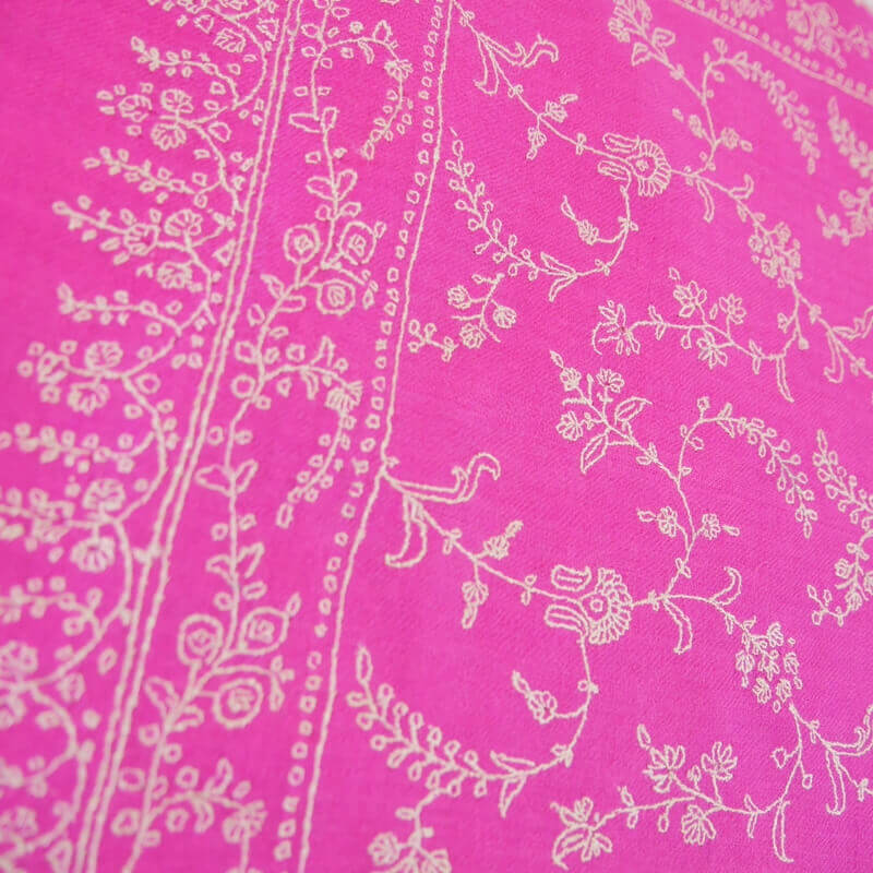カシミヤ 手織り ストール｜ジャアリ 手刺繍 パシュミナ｜生地：ピンク｜刺繍（1色）：クリーム色