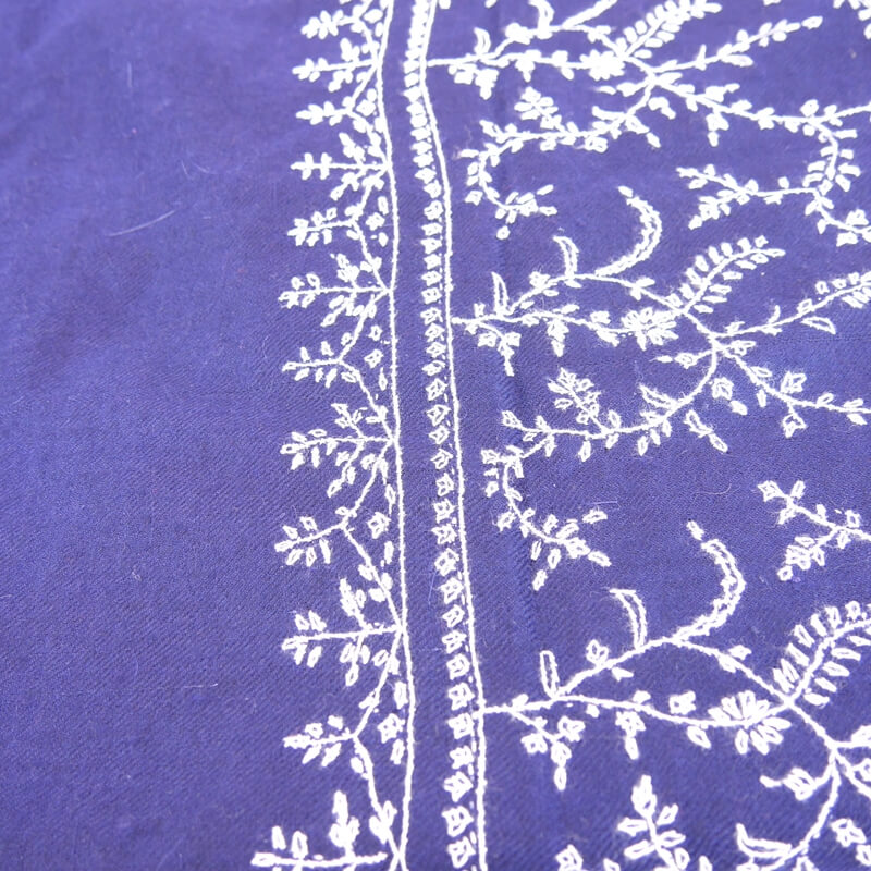 カシミヤ 手織り ストール｜ジャアリ 手刺繍 パシュミナ｜生地：紺｜刺繍（1色）：白色（2）